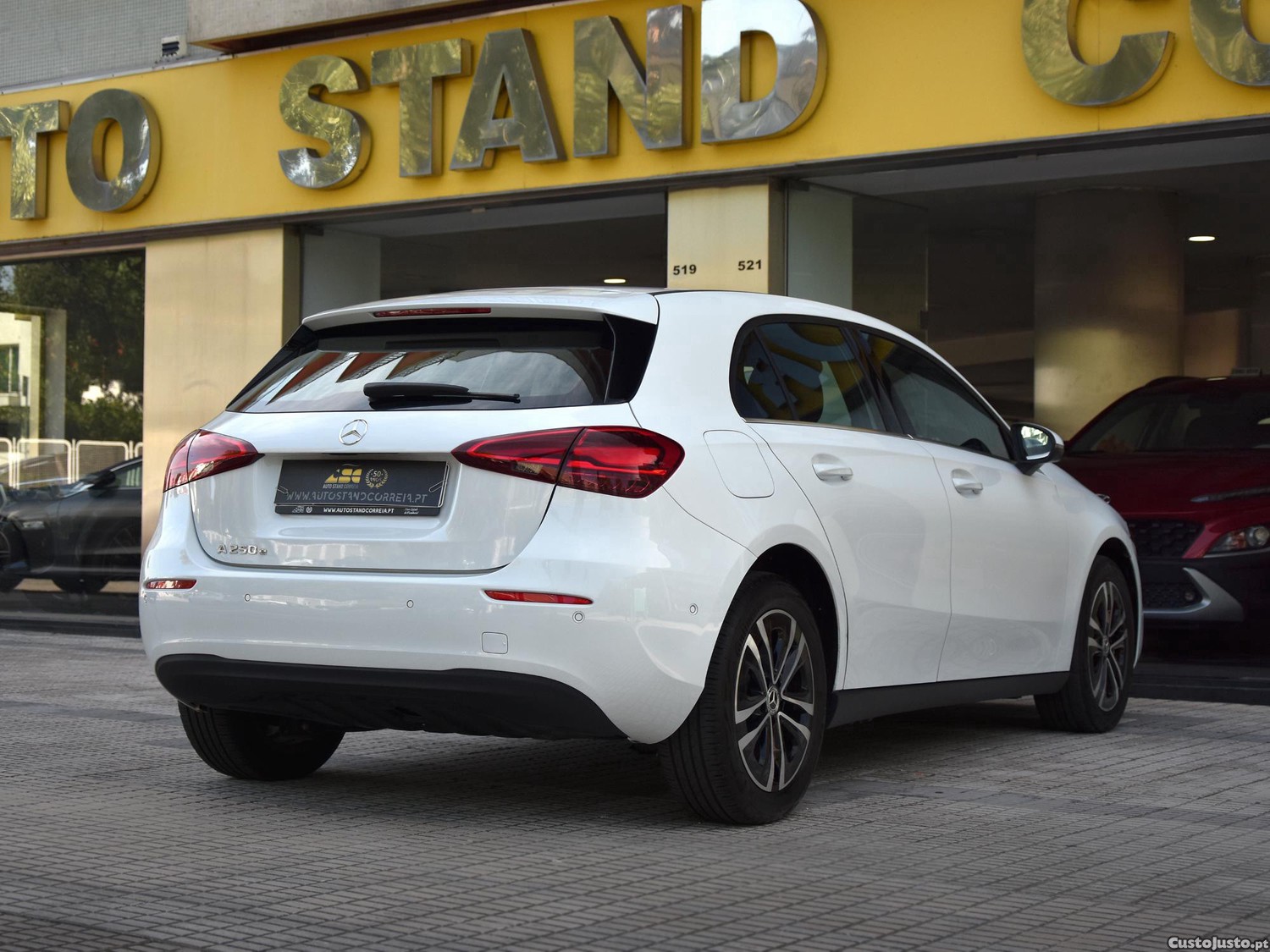 Mercedes-Benz A 250 e Plug-In IVA dedutível Nacional 14.900kms — fotografia 10
