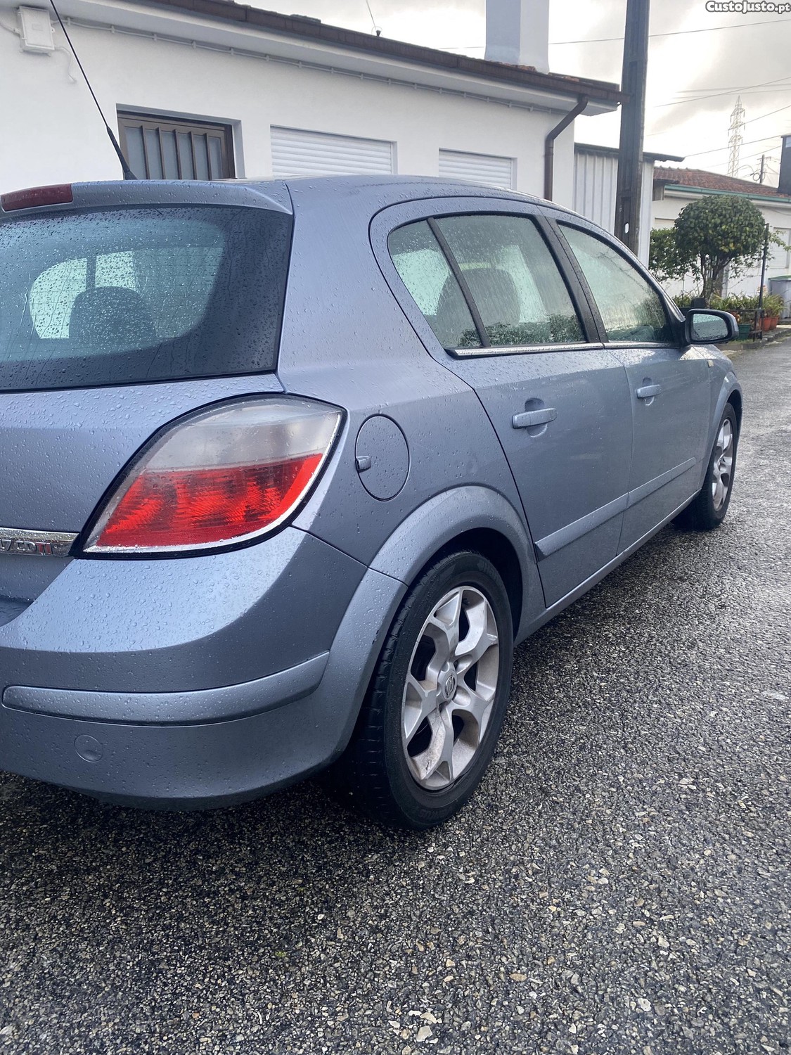 Opel Astra H — fotografia 4