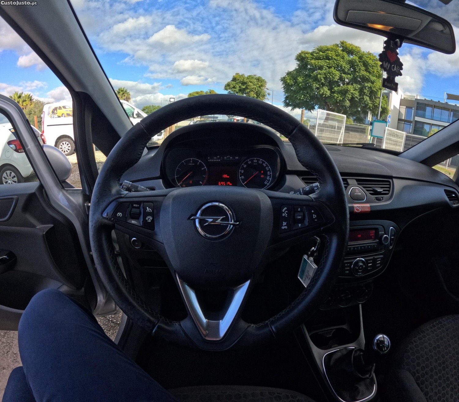Opel Corsa Edition 1.2 — fotografia 2