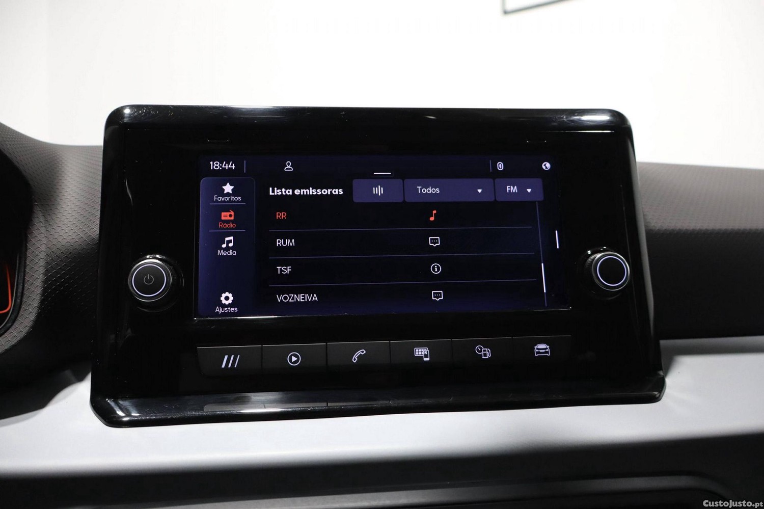 SEAT Arona 1.0 TSI Style — fotografia 10