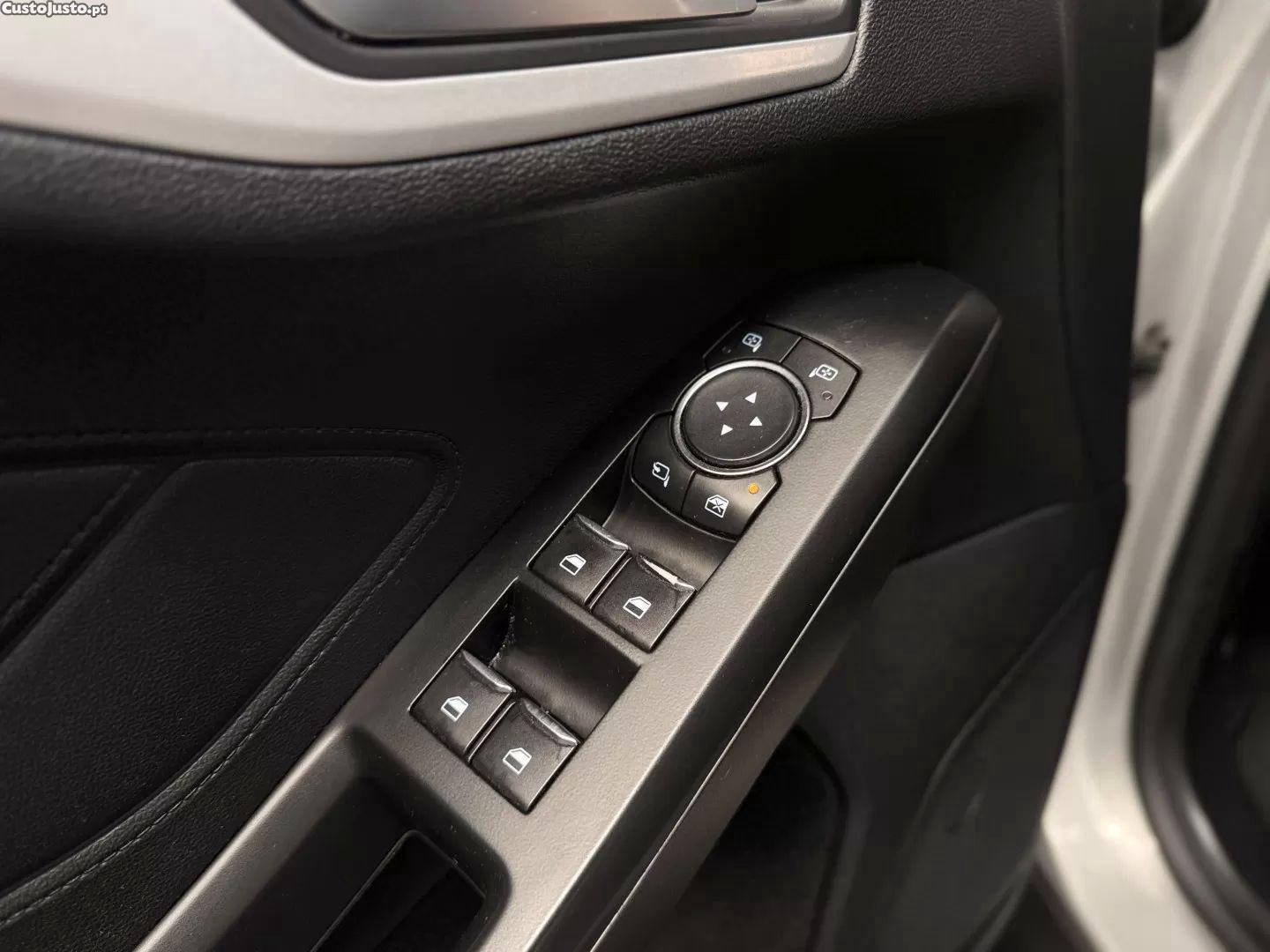 Ford Focus 1.5 tdci ecoblue active style sip — fotografia 12