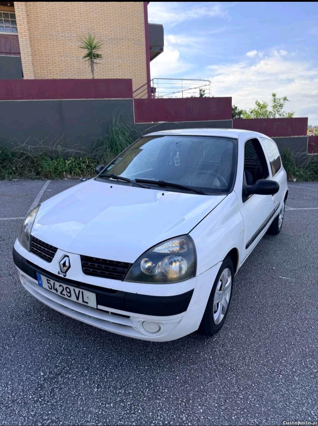 Renault Clio 1.5 dci — fotografia 10