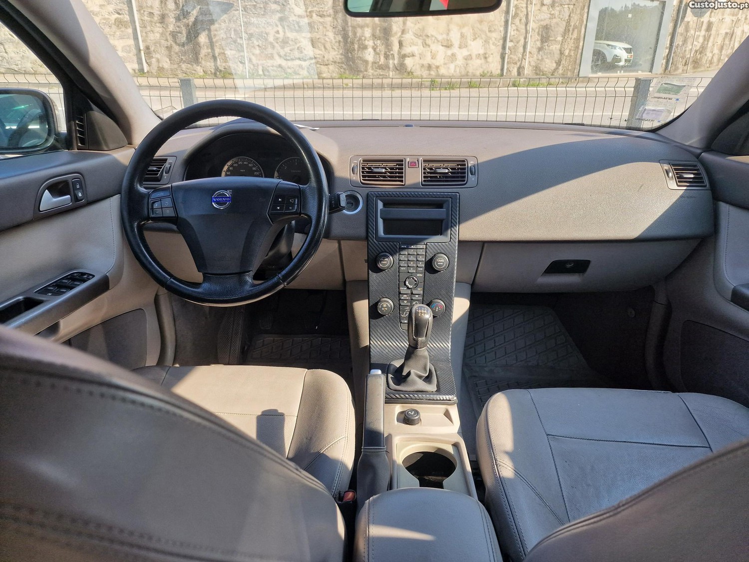 Volvo V50 2.0 D — fotografia 5