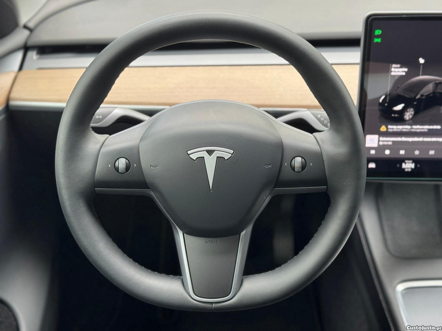 Tesla Model Y Tração Traseira — fotografia 14