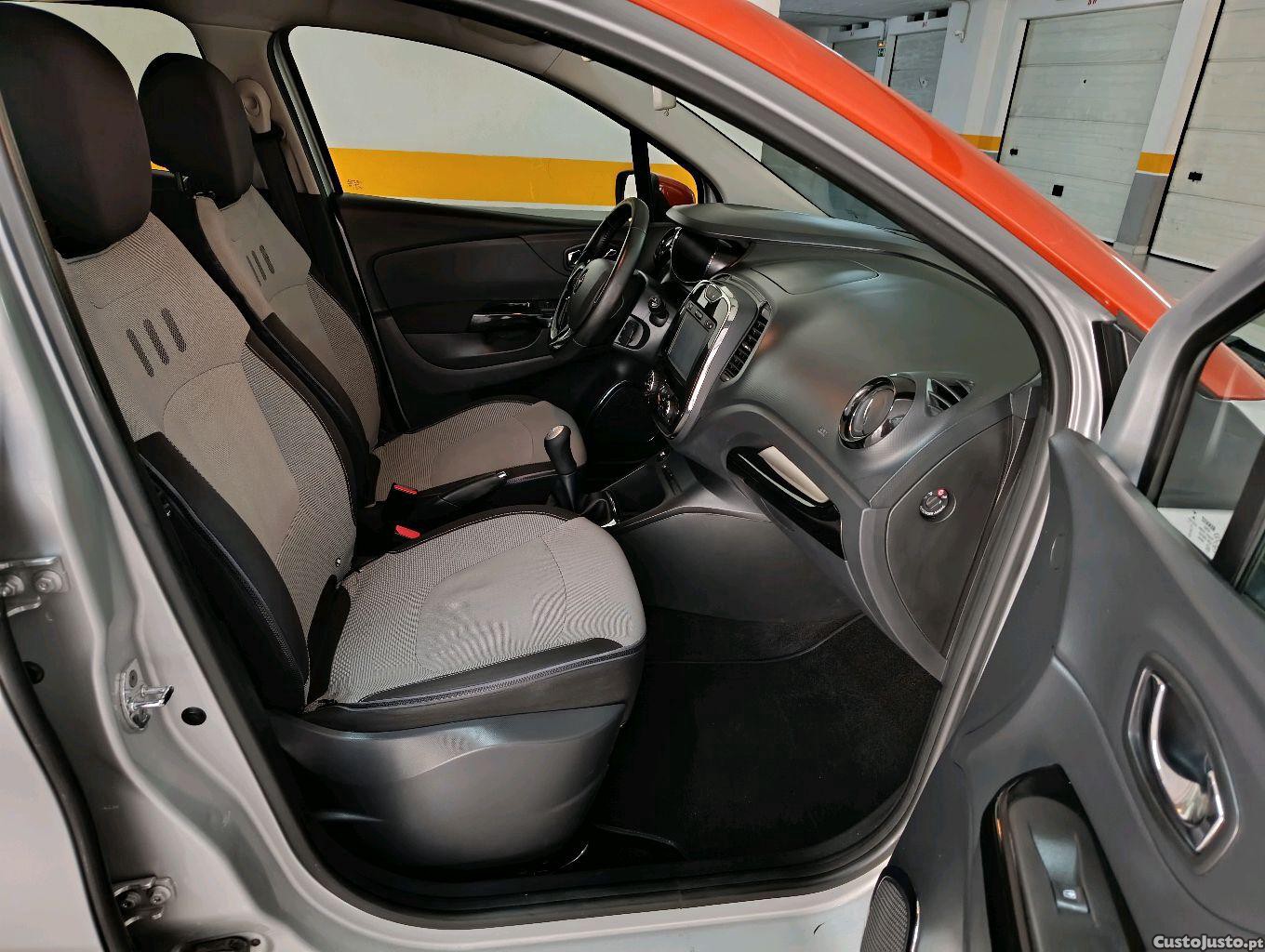 Renault Captur Exclusive — fotografia 5