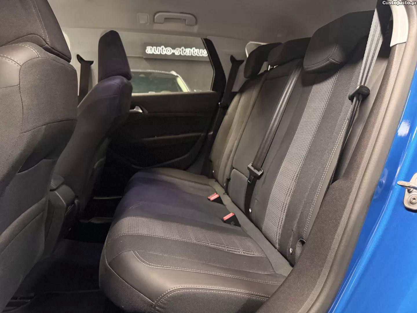 Peugeot 308 1.5 bluehdi style eat8 — fotografia 5