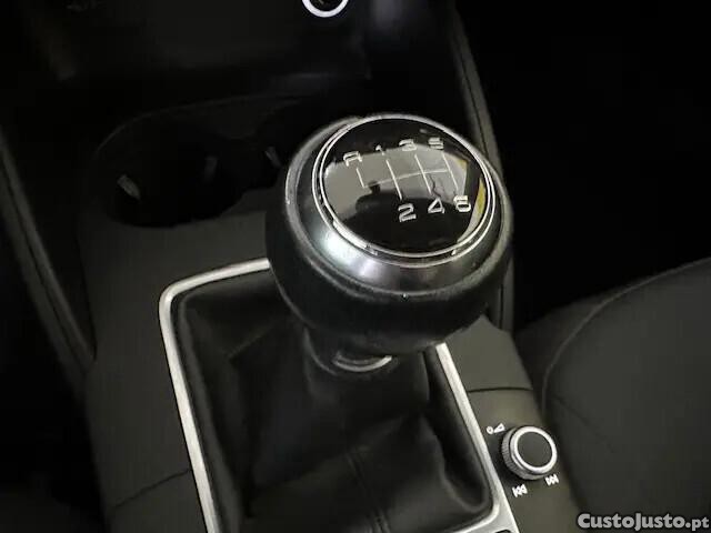 Audi A3 30 TDI Design — fotografia 6
