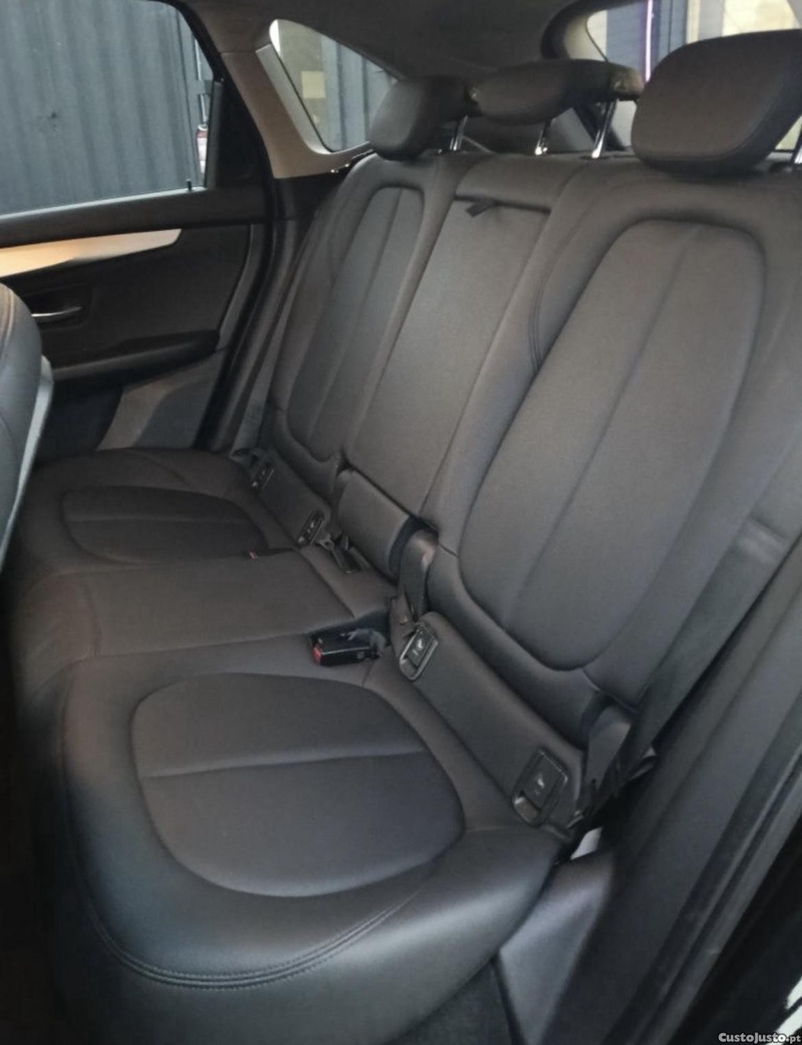 BMW 225 Active Tourer 225xe Active Tourer — fotografia 3