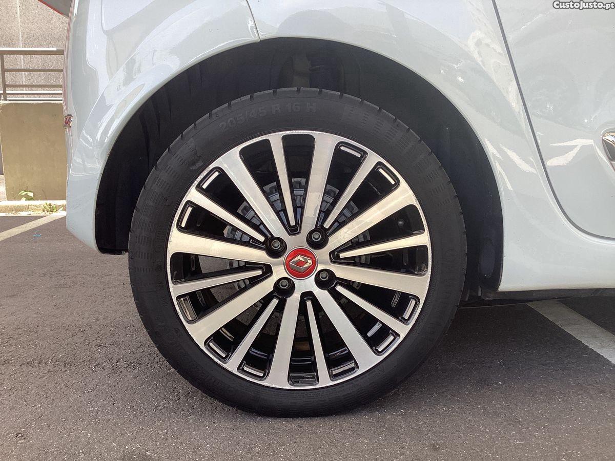 Renault Twingo 0.9 TCe Le Coq Sportif — fotografia 3