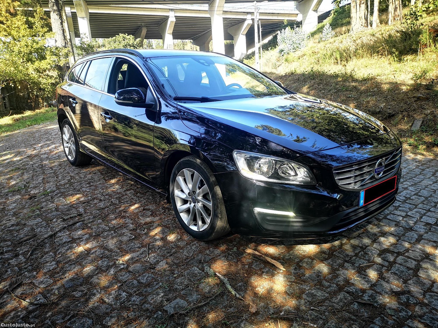 Volvo V60 2.0 D4 181CV MOMENTUM GEARTRONIC - FULL EXTRAS - C/ GARANTIA - COMO NOVA - "Preço Imbatível" - — fotografia 14