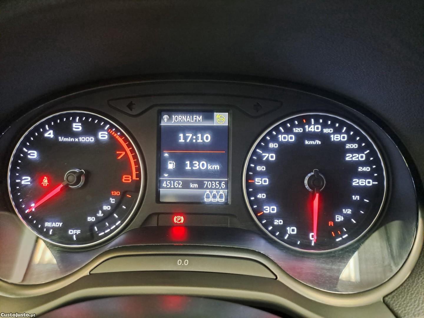Audi Q2 30 TFSI Advanced — fotografia 8