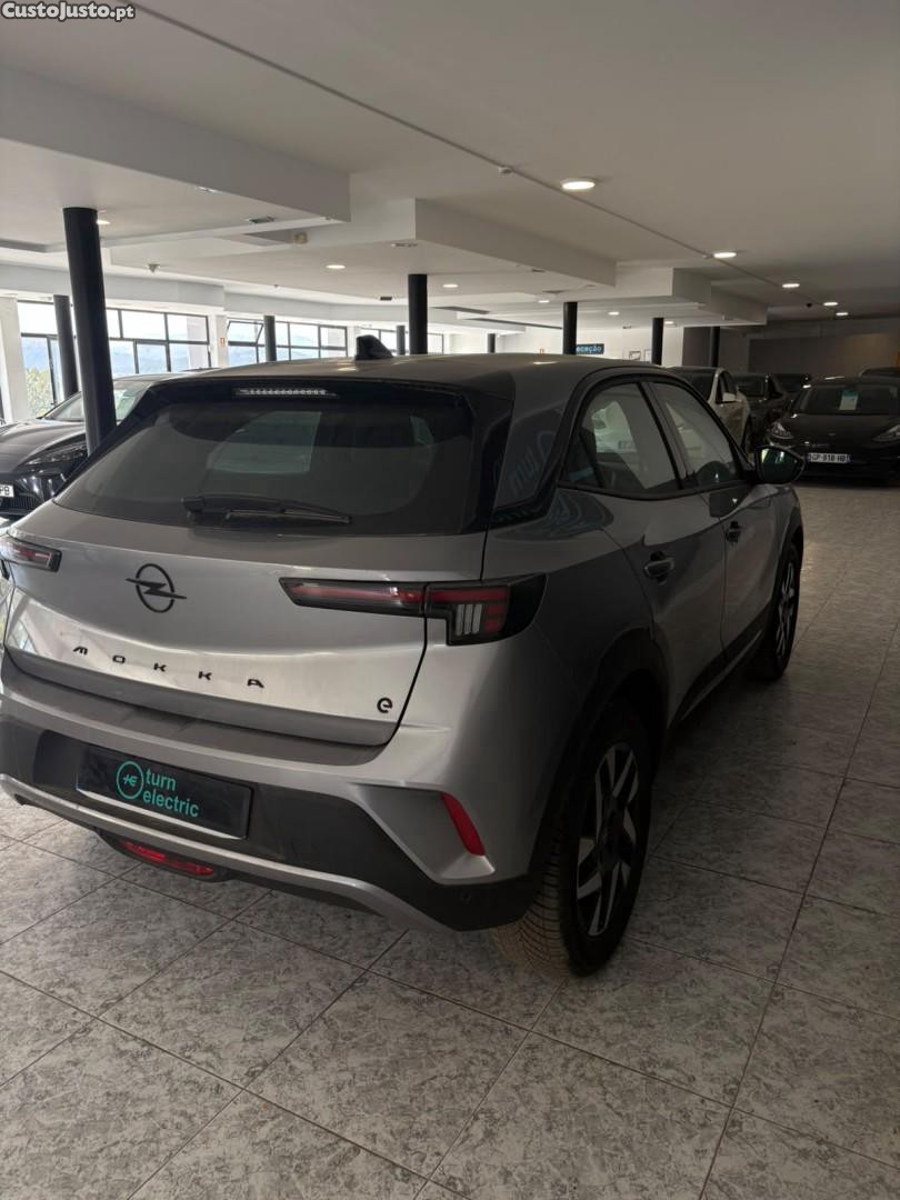 Opel Mokka 54 kWh Edition — fotografia 9