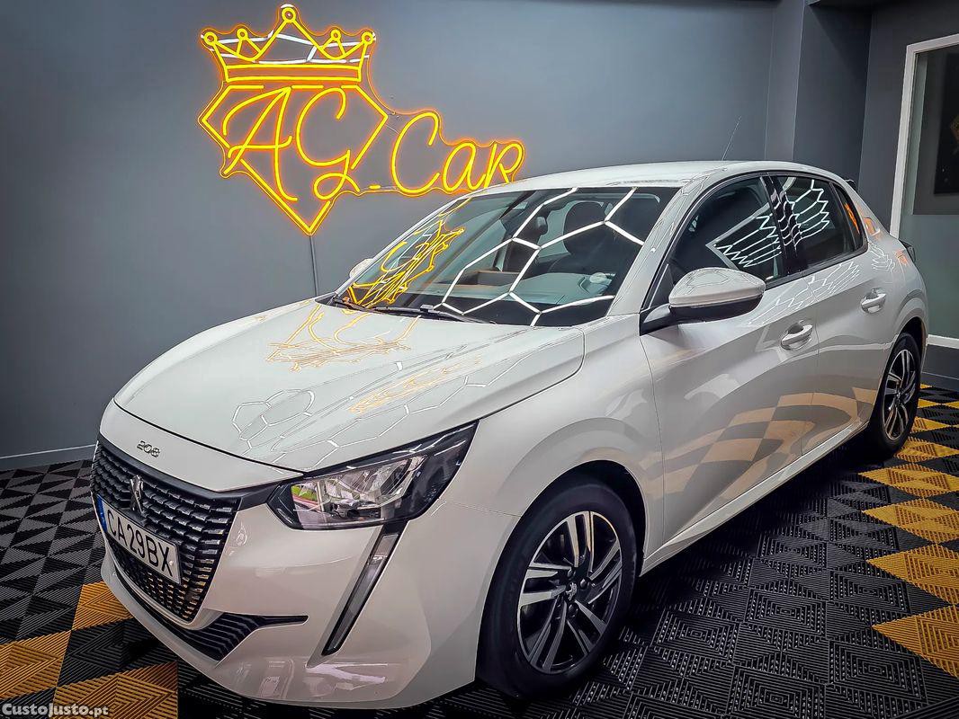 Peugeot 208 1.2 PureTech Allure Pack EAT8 — fotografia 16