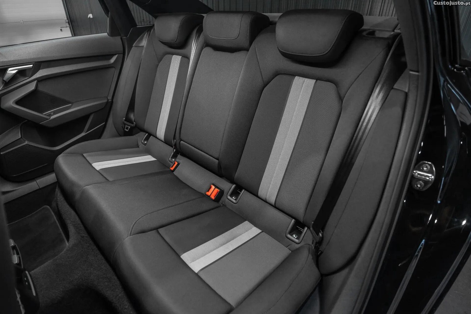 Audi A3 35 TFSI Advanced S tronic — fotografia 3