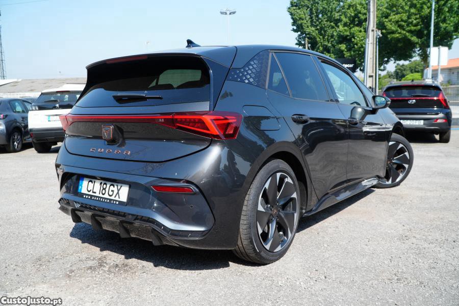 CUPRA Born 170kW/77kWh — fotografia 10