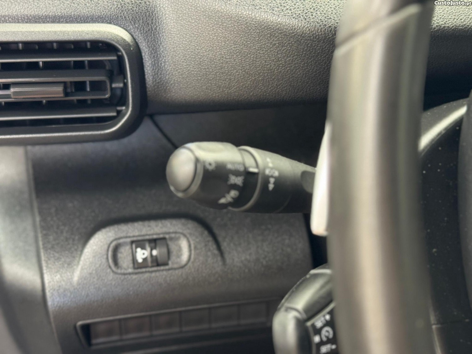 Peugeot Partner 1.5 BlueHDi Asphalt Standard EAT8 — fotografia 12