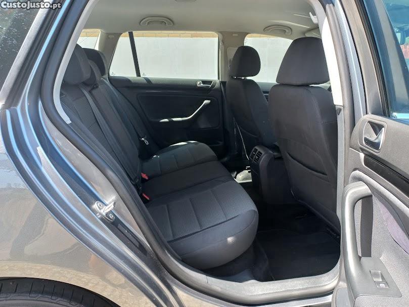 Volkswagen Golf 1.6 tdi 105cv Comfortline — fotografia 7