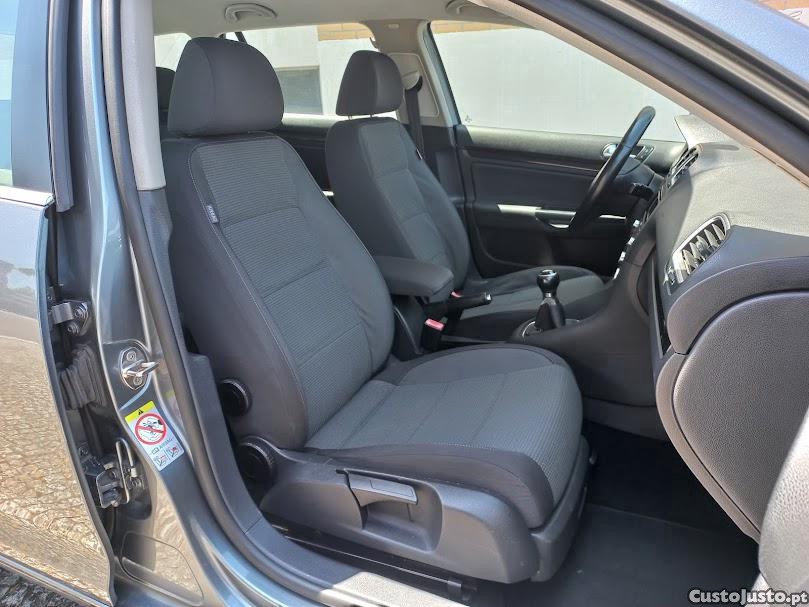 Volkswagen Golf 1.6 tdi 105cv Comfortline — fotografia 8