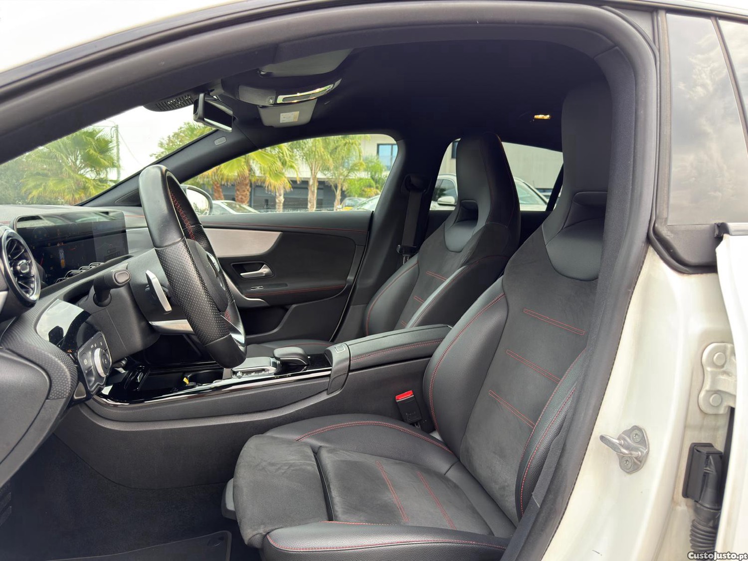 Mercedes-Benz CLA 180 d AMG Line Aut. — fotografia 5
