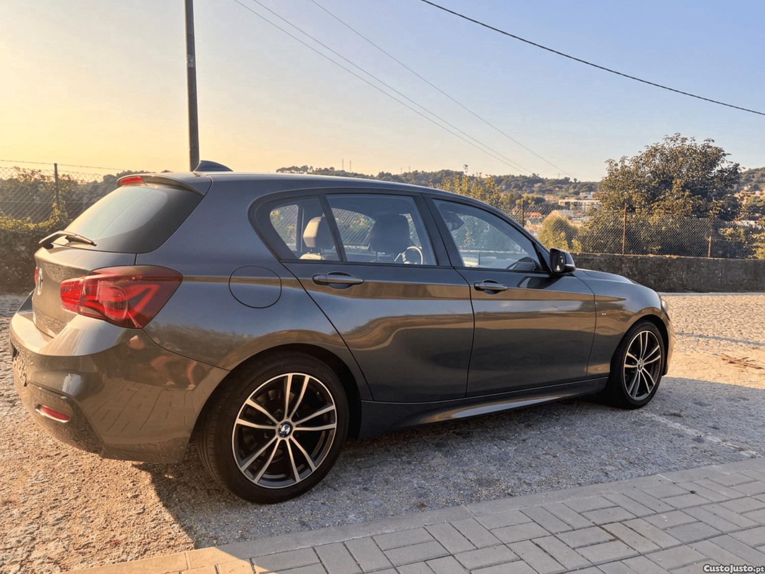 BMW 118 M — fotografia 11