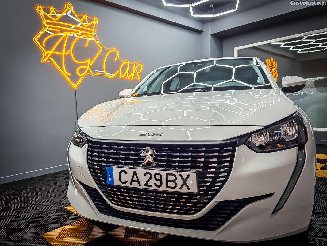 Peugeot 208 1.2 PureTech Allure Pack EAT8 — fotografia 13