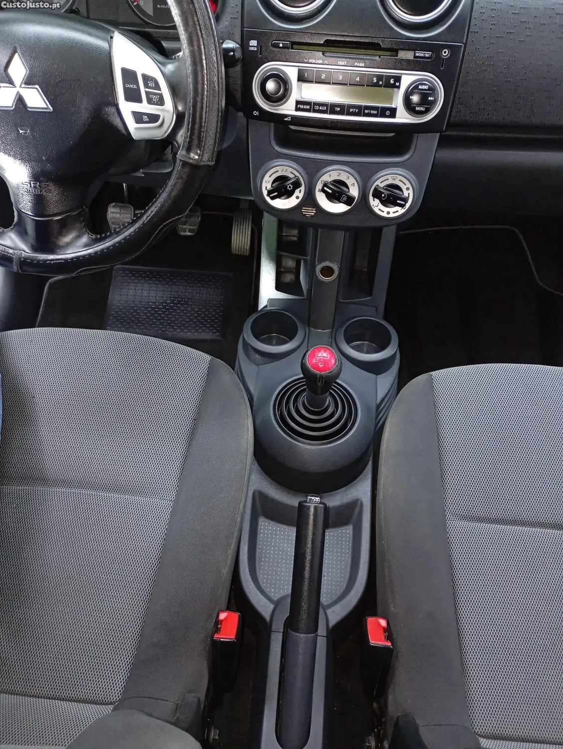 Mitsubishi Colt 1.3 Instyle — fotografia 14