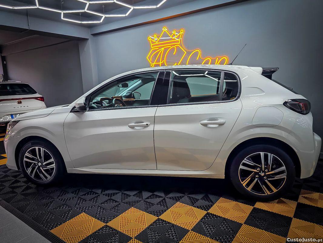 Peugeot 208 1.2 PureTech Allure Pack EAT8 — fotografia 14