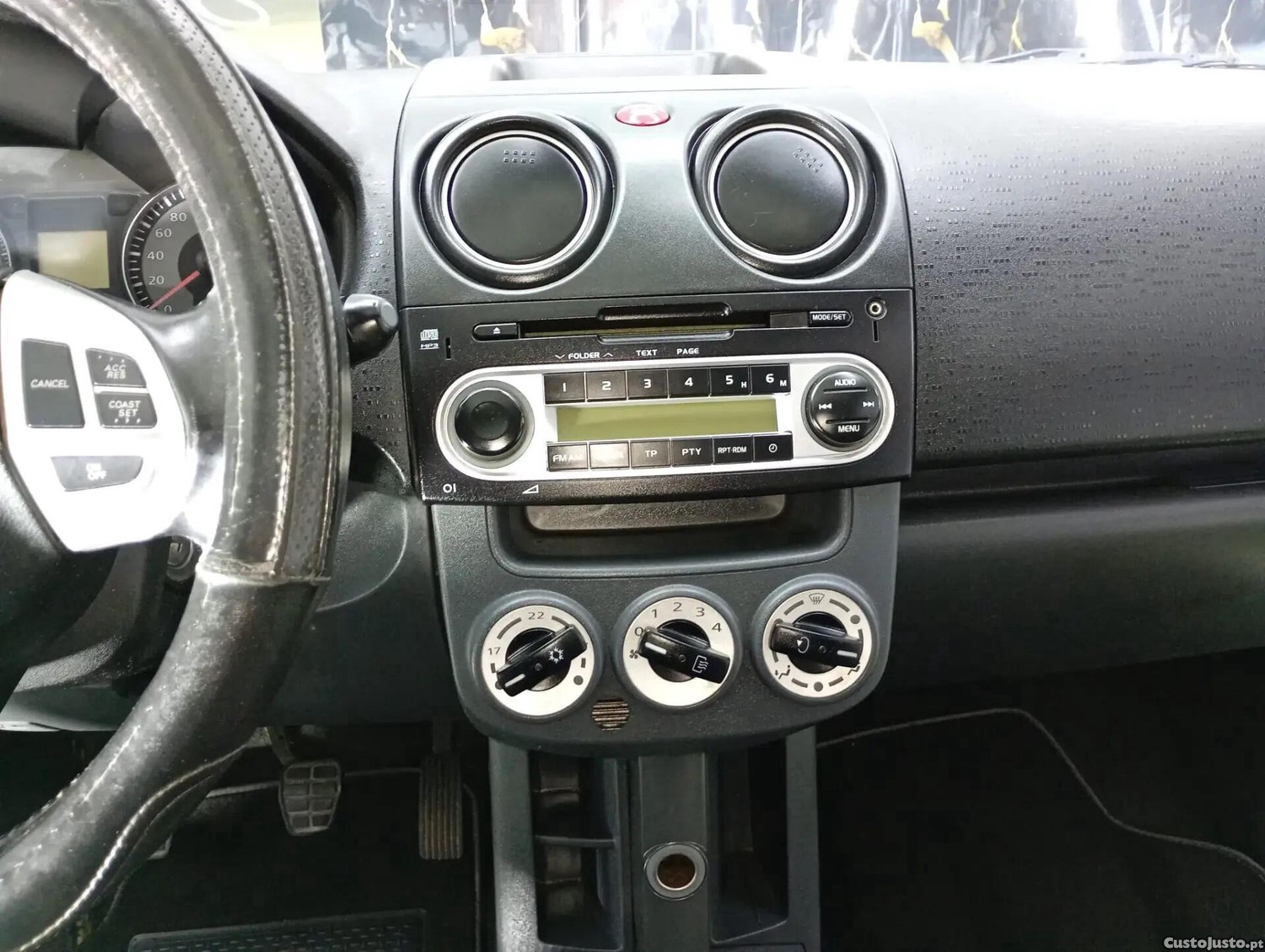 Mitsubishi Colt 1.3 Instyle — fotografia 13