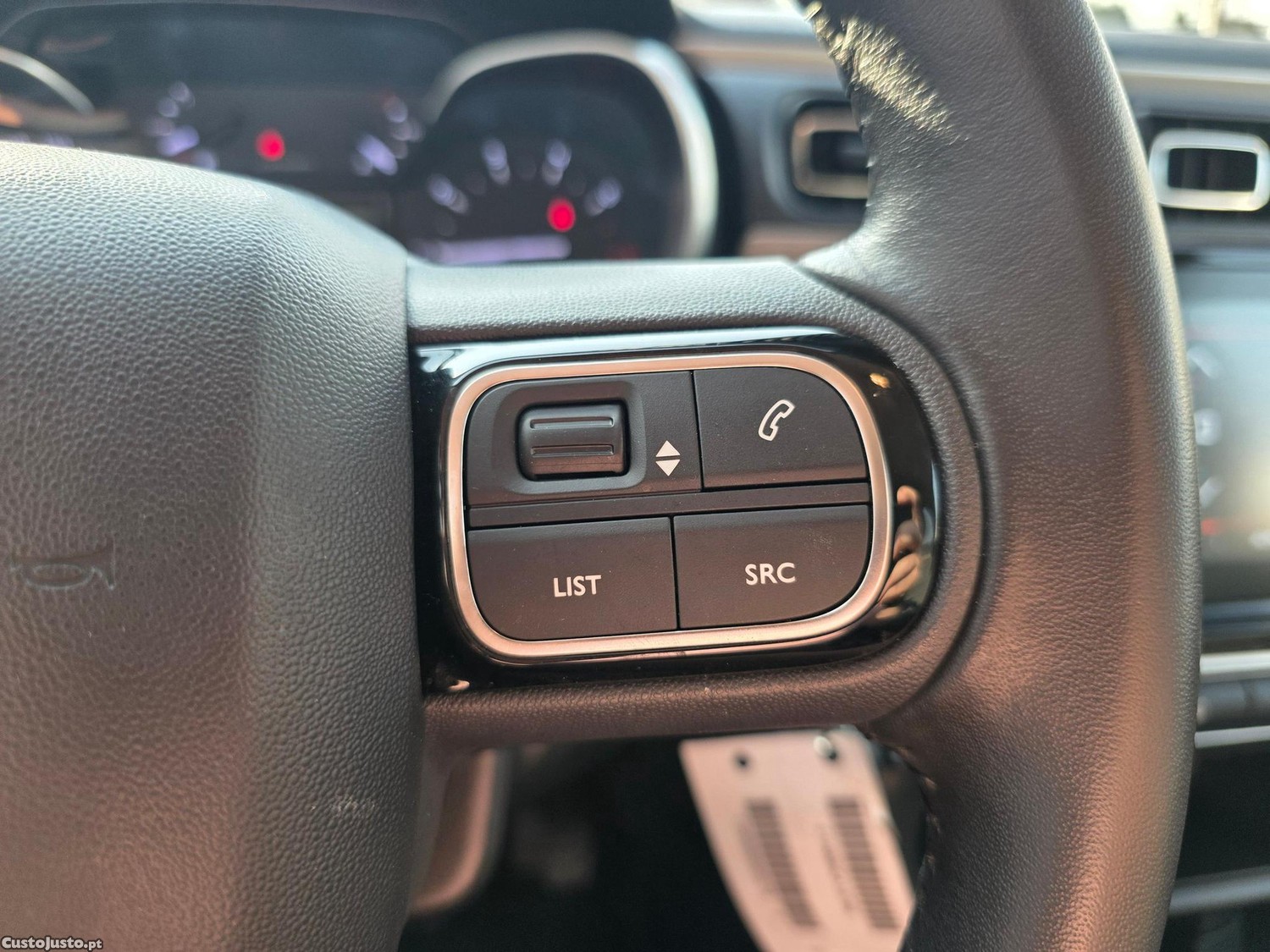 Citroën C3 1.2 PureTech Shine — fotografia 11