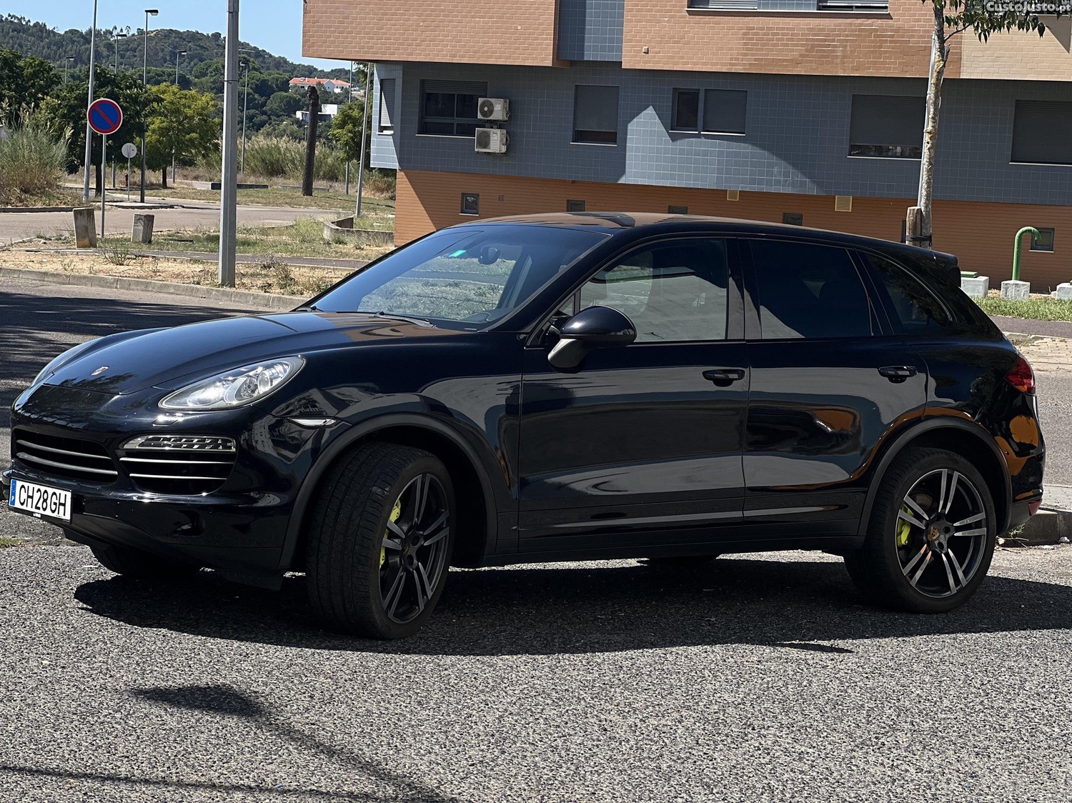 Porsche Cayenne S hybrid - 10 — photo 2