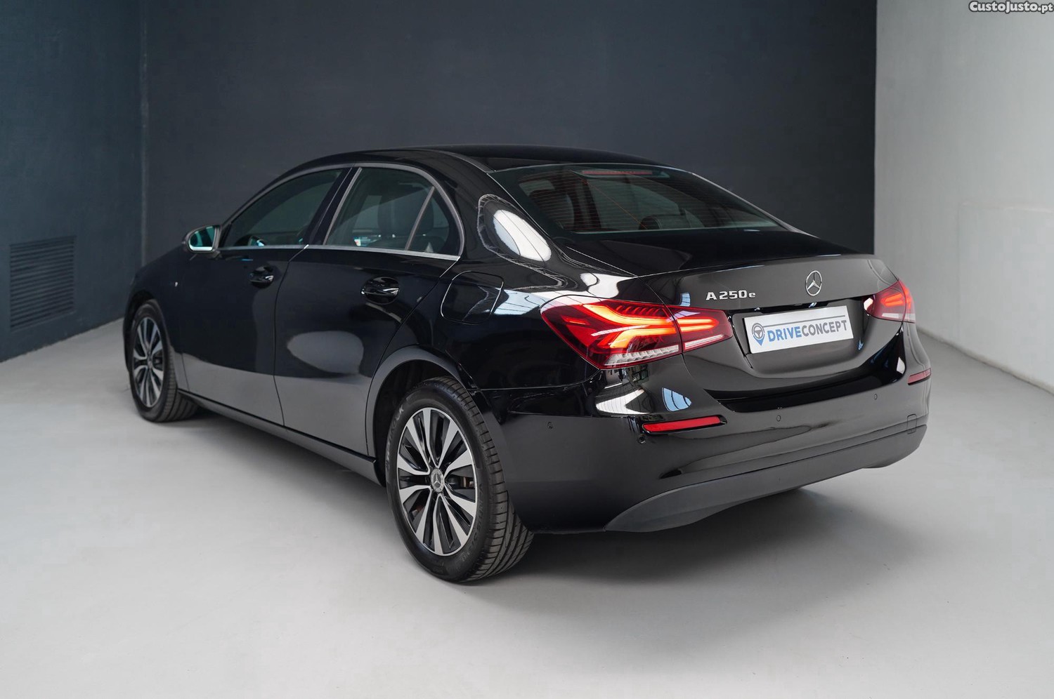 Mercedes-Benz A 250 eProgressive edition — fotografia 3