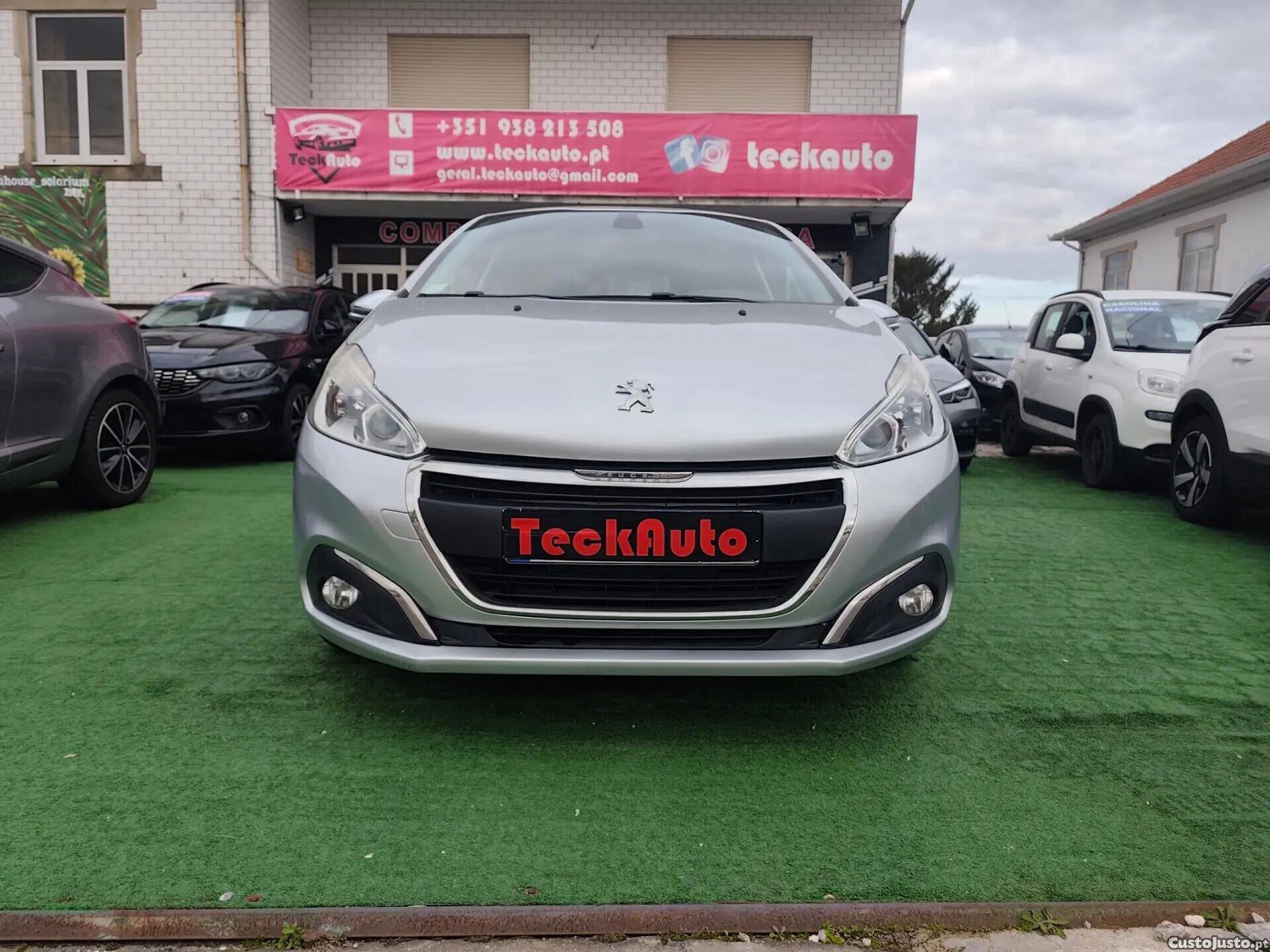 Peugeot 208 1.6 BlueHDi Style - 16 foto 2