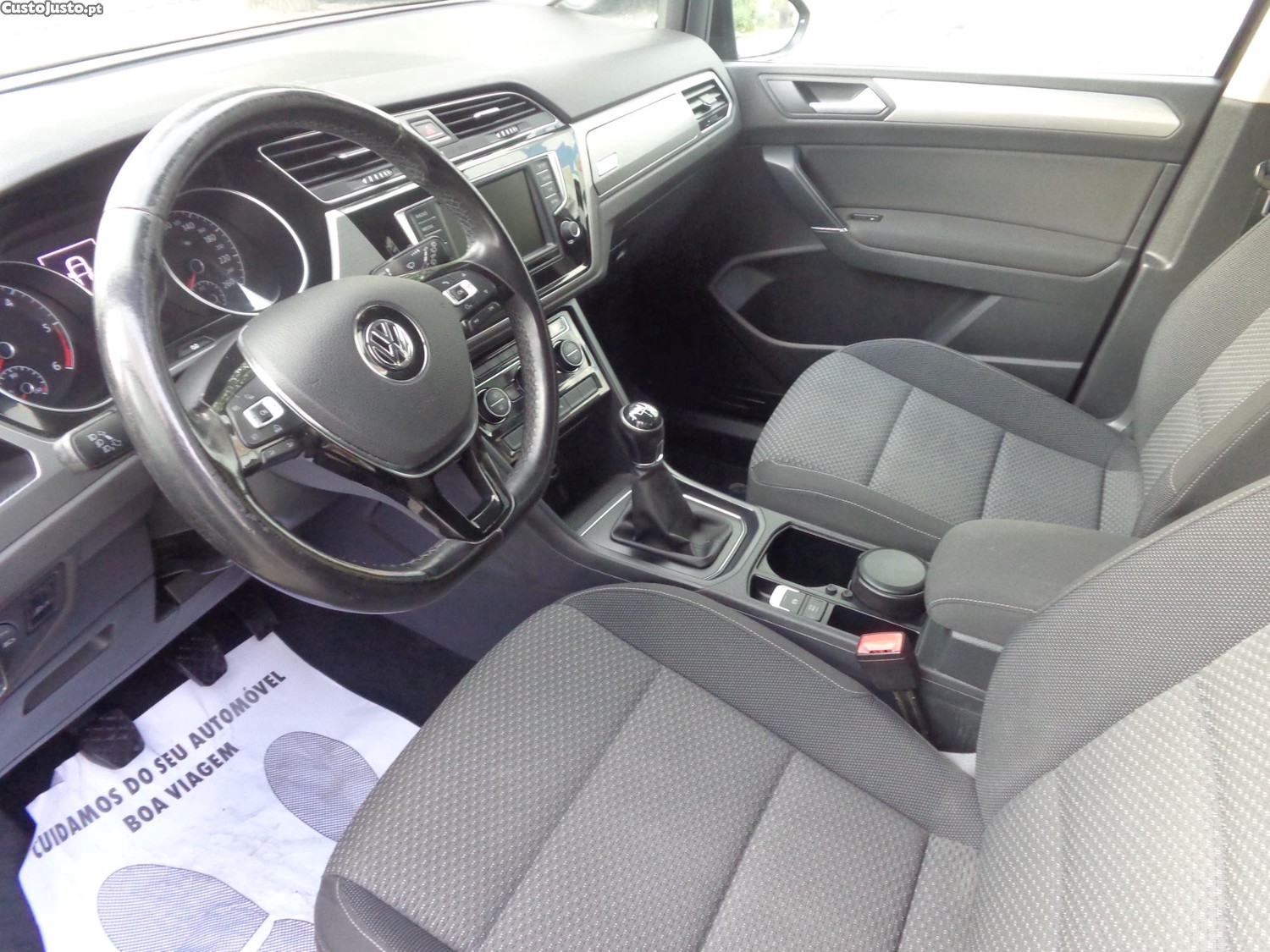 Volkswagen Touran 1.6 Tdi (110cv.) 7 lugares — fotografia 6