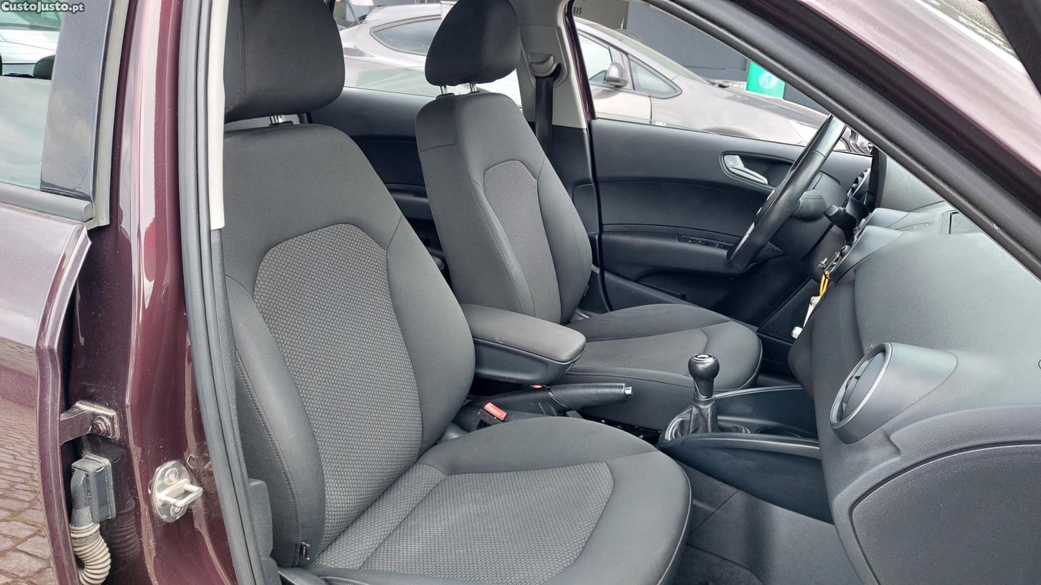 Audi A1 1.6 TDI5 portasmuito novo — fotografia 3
