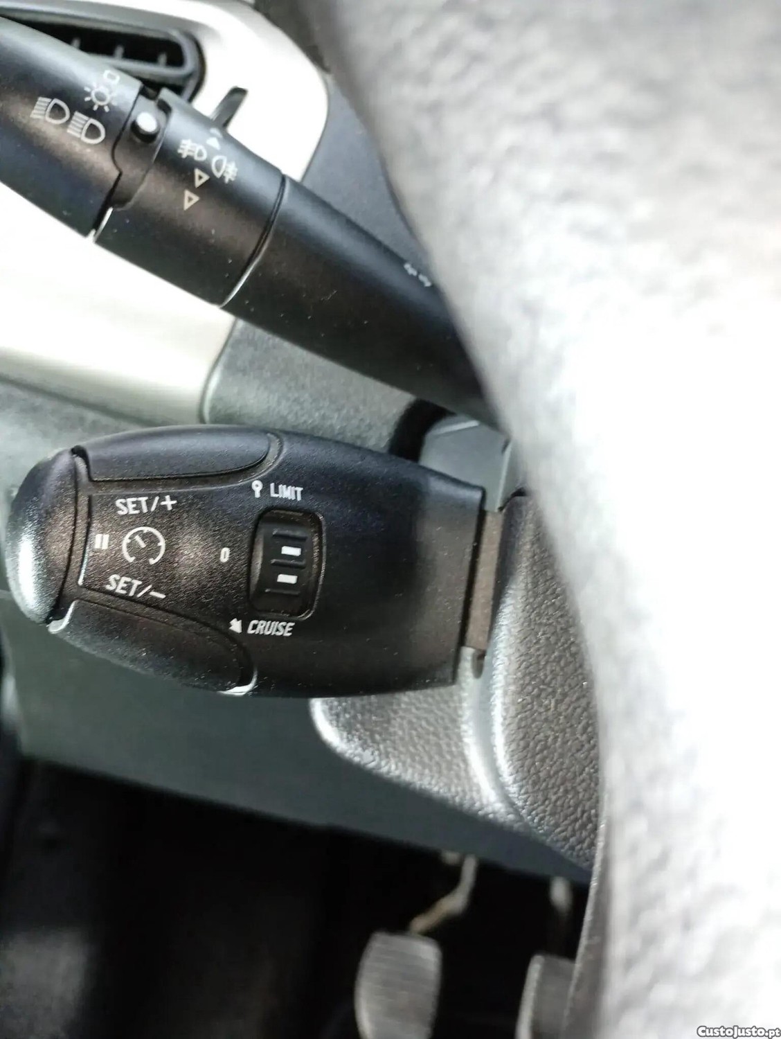 Citroën C-Elysée 1.6 BlueHDi Exclusive — fotografia 13
