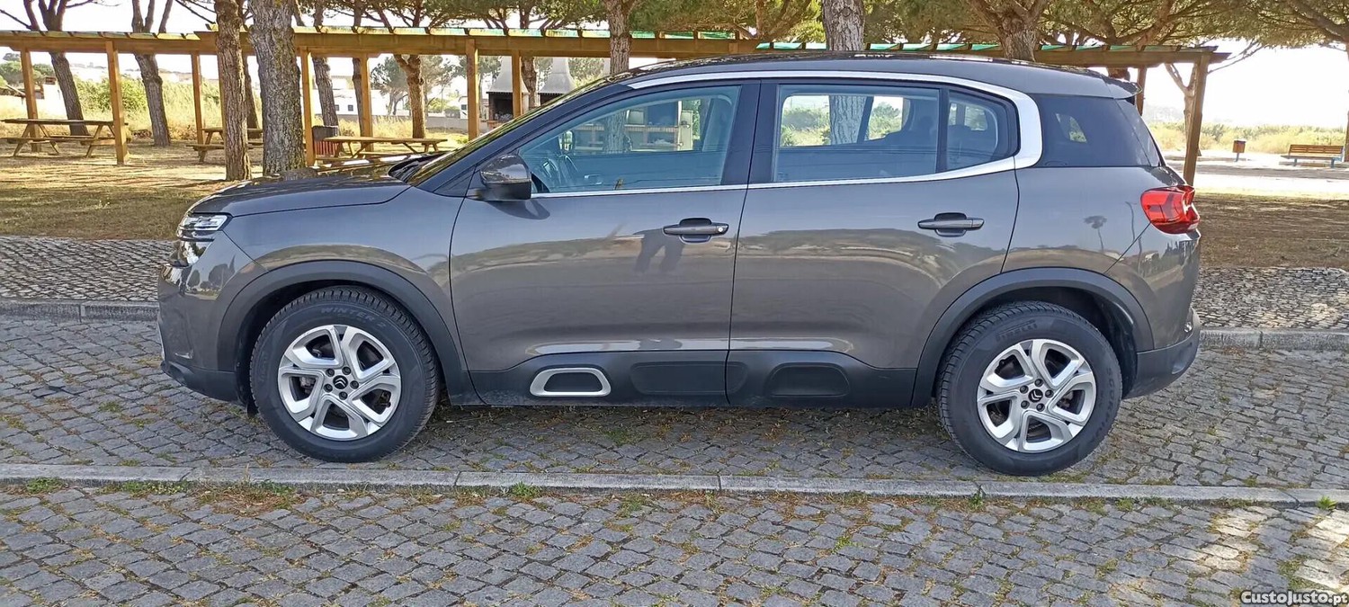 Citroën C5 Aircross BlueHDI 130 S&S LIVE — fotografia 24