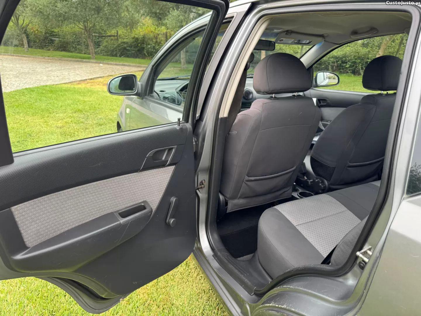 Chevrolet Aveo 1.2 ls — fotografia 3