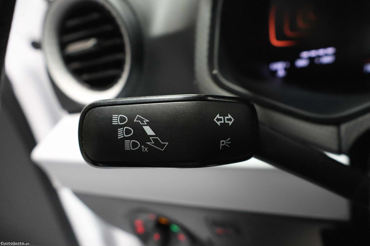 SEAT Arona 1.0 TSI Style — fotografia 5
