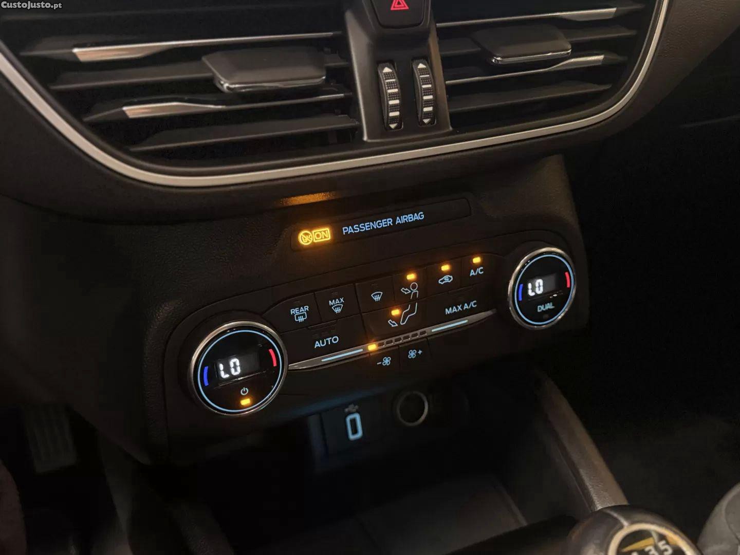 Ford Focus 1.5 tdci ecoblue active style sip — fotografia 9