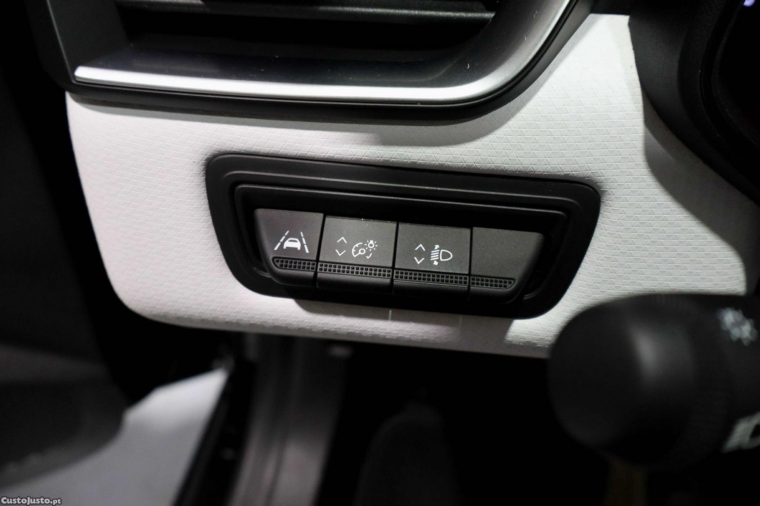 Renault Clio 1.0 TCe Evolution Bi-Fuel — fotografia 12