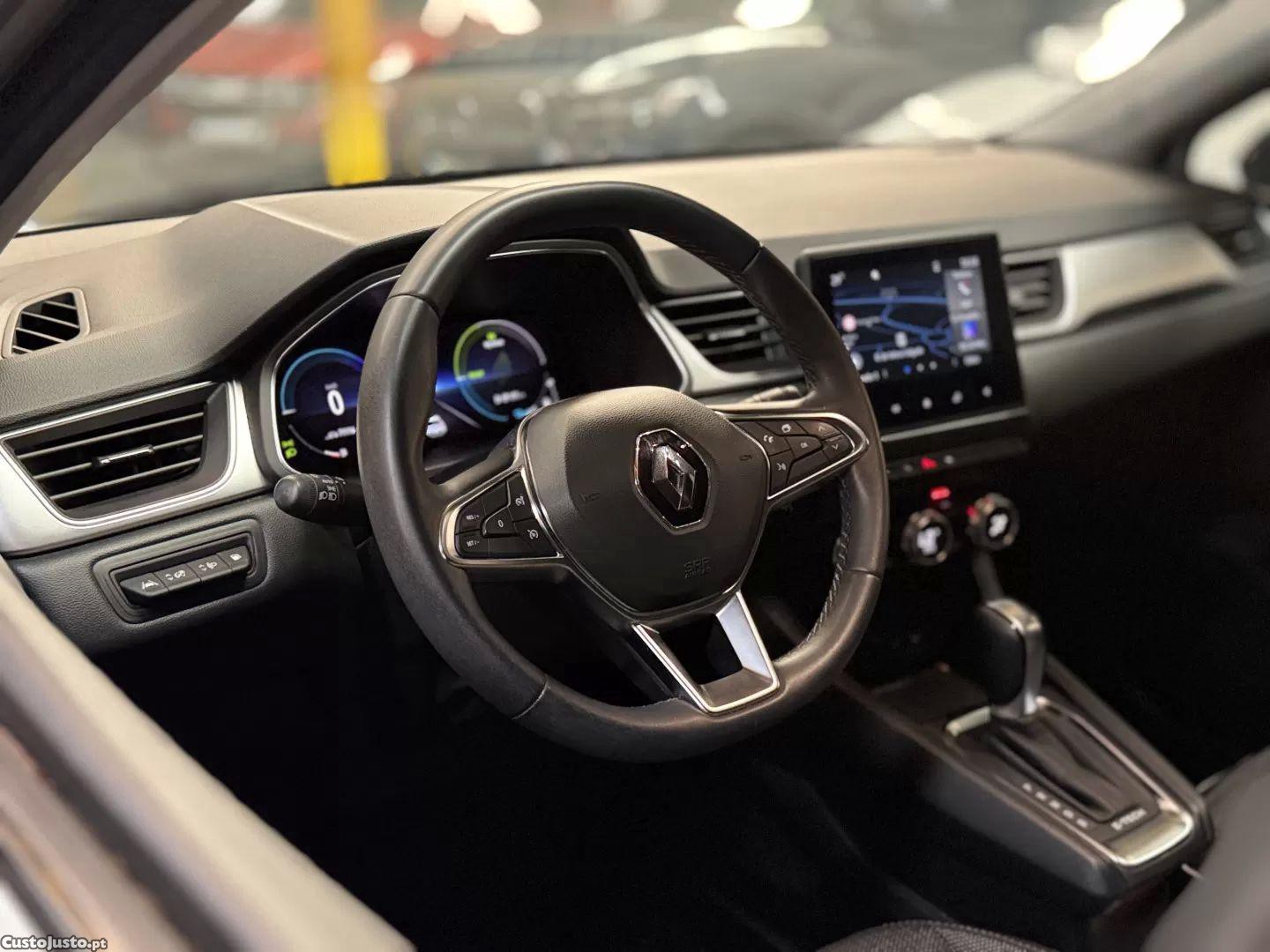 Renault Captur 1.6 e-tech plug-in intens — fotografia 16