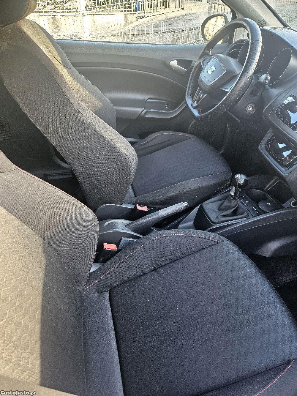 SEAT Ibiza 2.0 tdi FR — fotografia 3