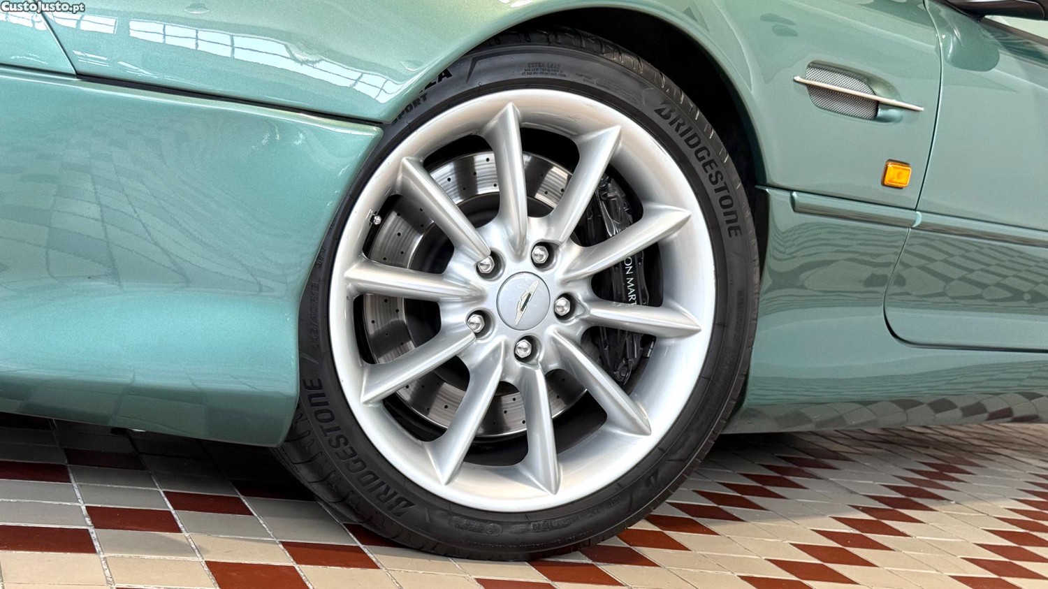 Aston Martin DB7 Vantage — fotografia 15