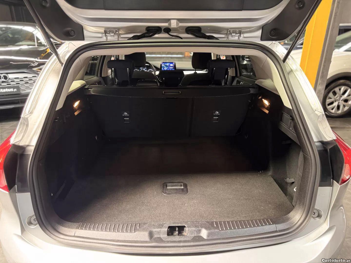 Ford Focus 1.5 tdci ecoblue active style sip — fotografia 3