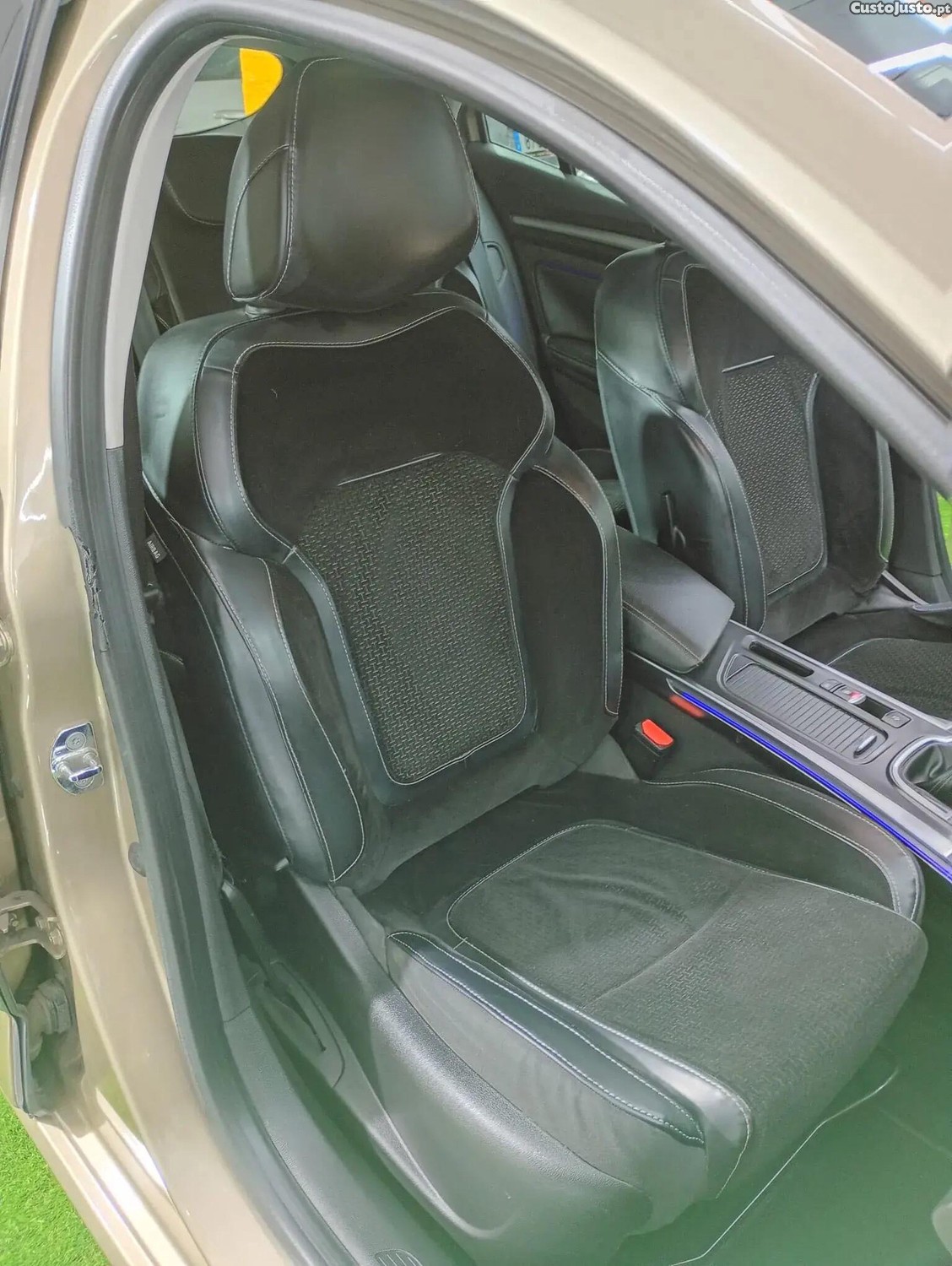 Renault Mégane 1.5 dCi Limited SS — fotografia 4