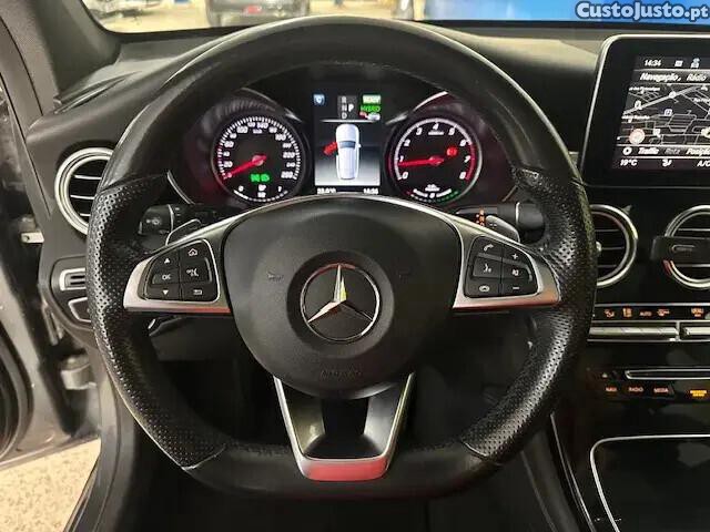 Mercedes-Benz GLC 350 e AMG Line 4-Matic — fotografia 4