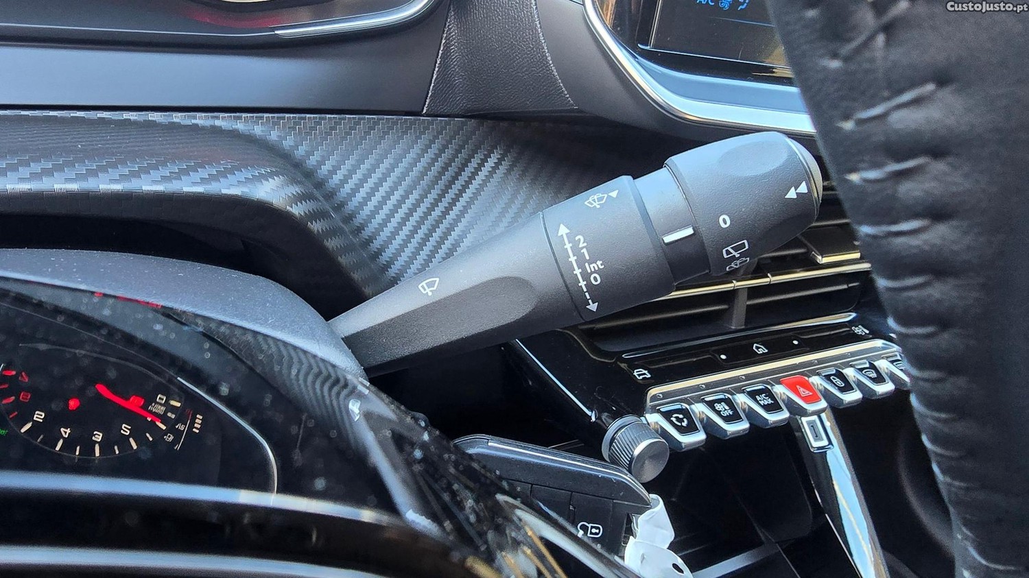 Peugeot 208 1.2 PureTech Active — fotografia 15