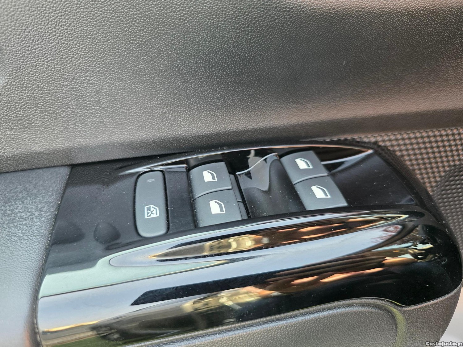 Citroën C3 1.2 PureTech Shine — fotografia 10
