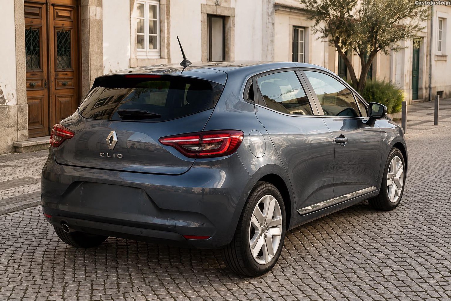 Renault Clio 1.0 TCe Zen — fotografia 9