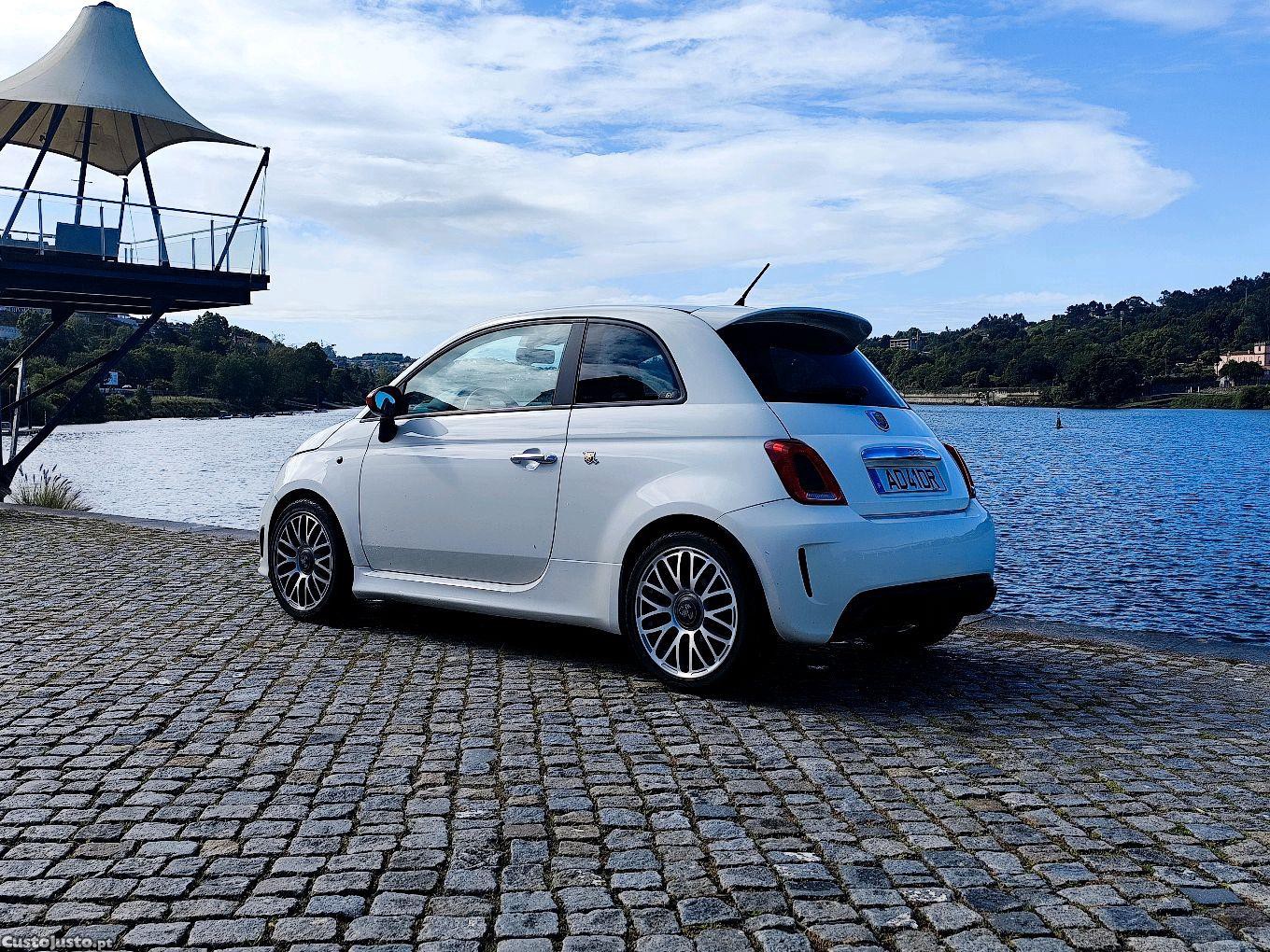 Abarth 500 1.4T 177cv — photo 2